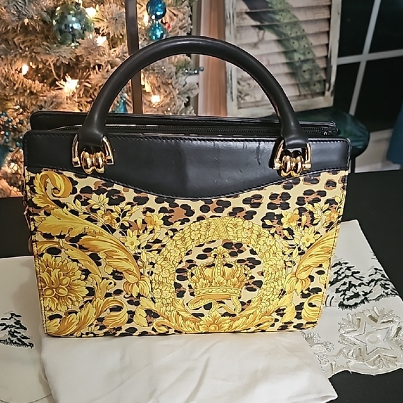 Versace Leapord Sunburst  Bag With Dustbag EXCELLENT CONDITION - Picture 3 of 9
